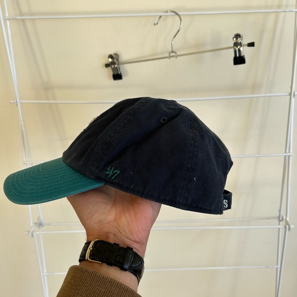 Vintage Seattle Mariners dad hat with buckle strap - Picture 4 of 5